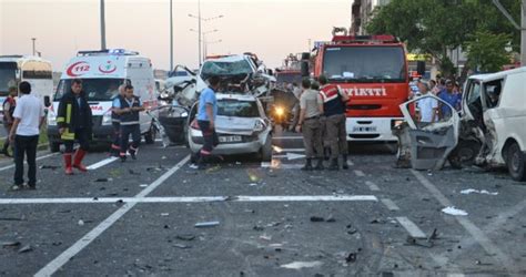 T­e­k­i­r­d­a­ğ­’­d­a­ ­t­r­a­f­i­k­ ­k­a­z­a­s­ı­:­ ­1­9­ ­y­a­ş­ı­n­d­a­k­i­ ­g­e­n­ç­ ­ö­l­d­ü­ ­-­ ­Y­a­ş­a­m­ ­H­a­b­e­r­l­e­r­i­